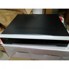 海康威视HIKVISION 监控套装（含硬盘录像机、交换机、硬盘、监控器、300m网线及安装）
